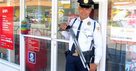 complete guide  life  travel  philippines security guards philippines