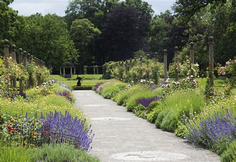 steffie shields mbe garden photographers association