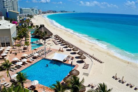 photo   day  westin resort spa cancun   world