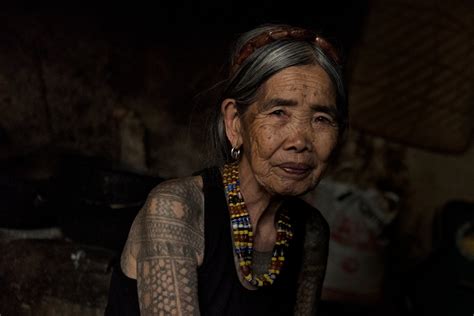 At 100 Or So She Keeps A Philippine Tattoo Tradition Alive The New