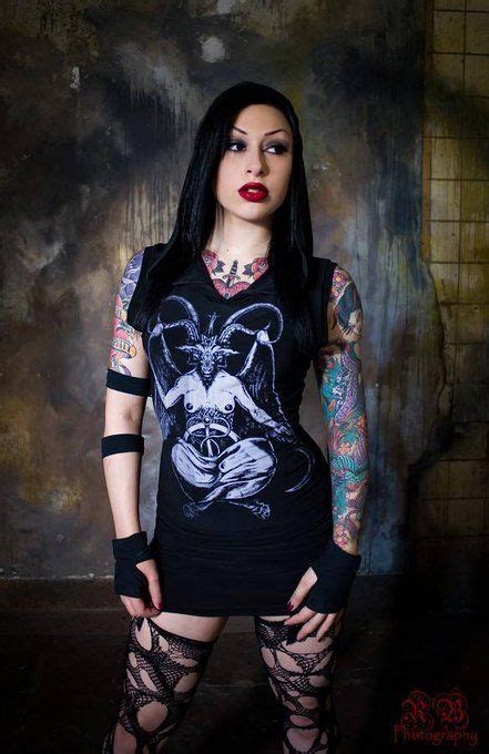 goth beauty on twitter black metal girl metal girl gothic girls