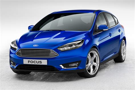ford focus debut  ecoboost  cylinder engine lamarque ford ronnie logues