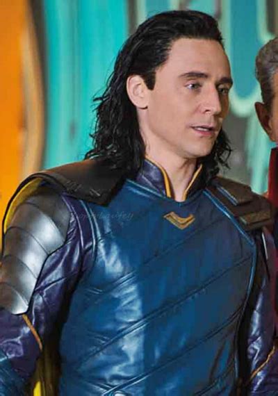 why does it look like he s about to sneeze loki thor