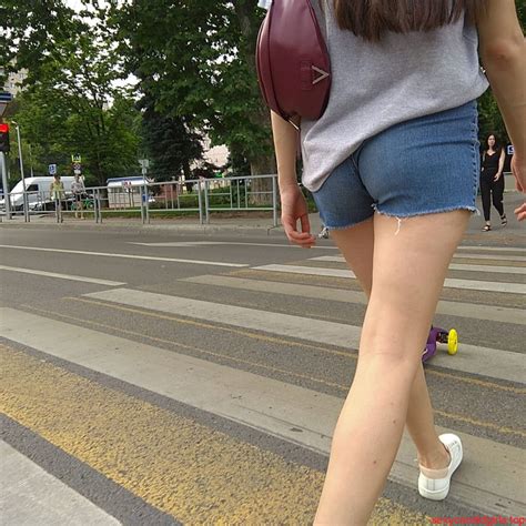 Sexy Thin Legs And Booty In Denim Shorts On The Crosswalk Candid Pics