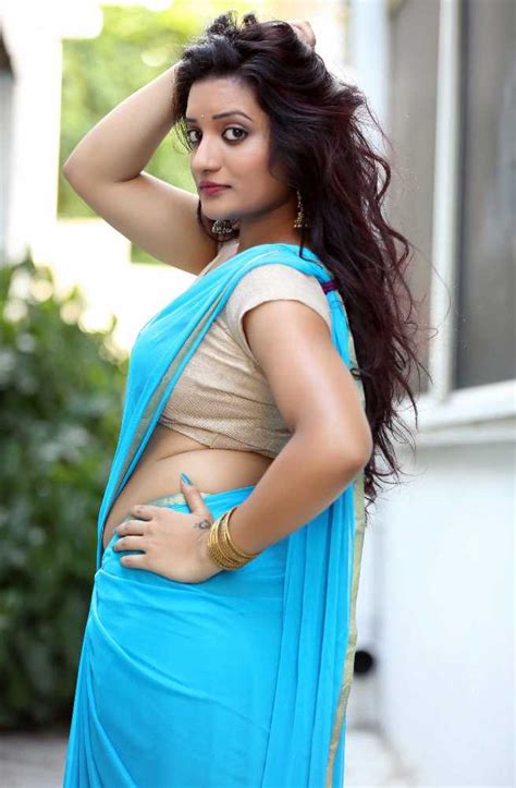 telugu latest actress janani exclusive saree images beautiful indian actress cute