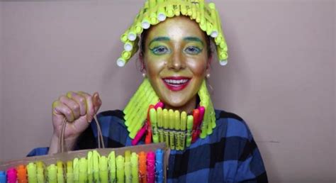 Jenna Marbles Does The Makeup Highlight Challenge With Actual