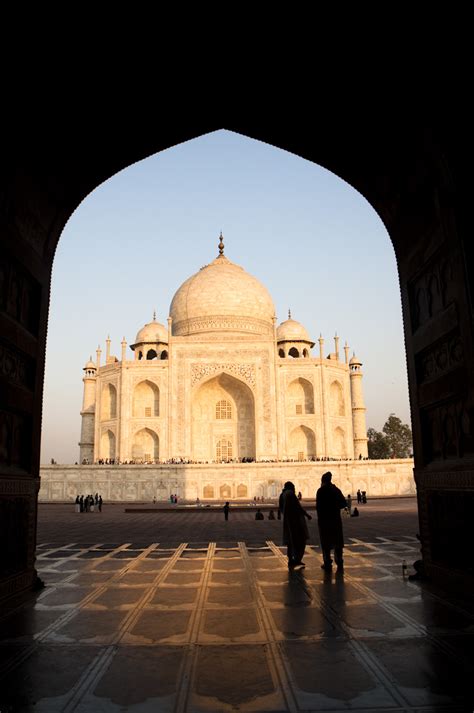 File Taj Mahal At Sunrise Agra  Wikimedia Commons