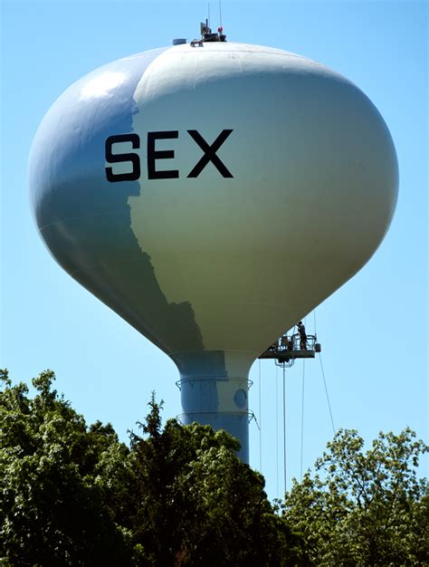 Water Tower Greets Drivers With ‘sex’ Message Update The Daily