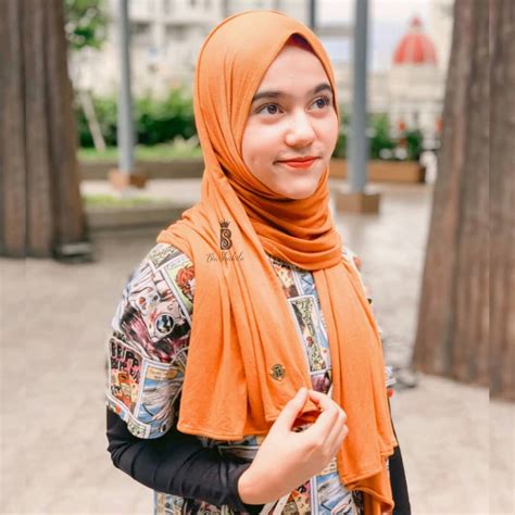 gampang memakai hijab pashmina kaos bukareview