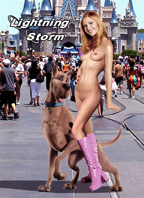 Post 1974300 Daphne Blake Lightning Storm Sarah Michelle Gellar Scooby