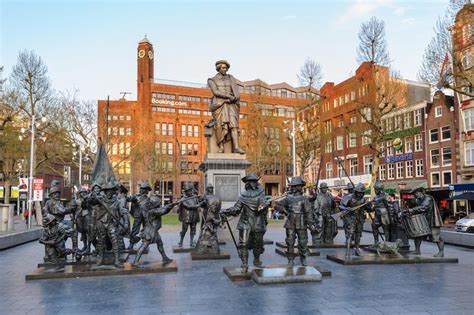 die bronzeskulpturen der nachtuhr stockbild bild von amsterdam holland 21892317