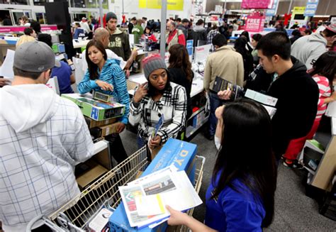 approve  black friday starting  thanksgiving day survey   day tsm interactive