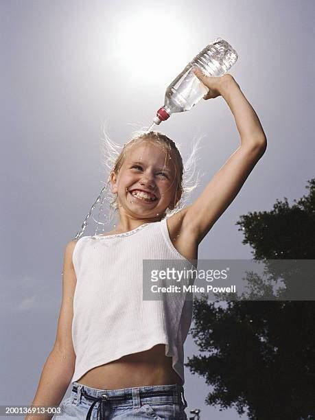 Squirting Close Up Photos And Premium High Res Pictures Getty Images