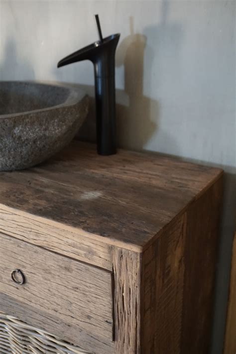 landelijk oud houten badkamermeubel      cm beste prijs rene houtman