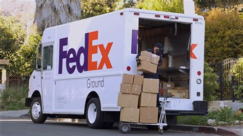 fedex   longer      track  packages  life