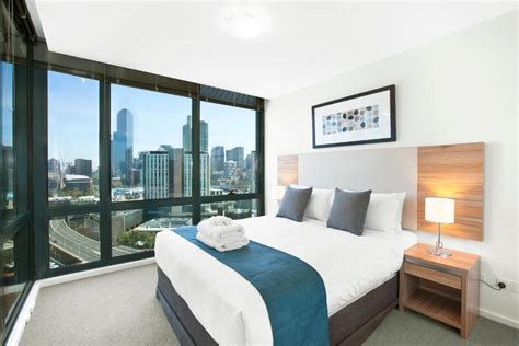 condo hotel short stay apts mp deluxe melbourne australia bookingcom