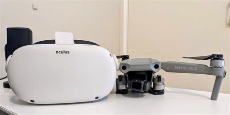 oculus quest    vr headset   dji mavic drone