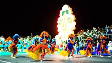 carnaval de la habana cuba mejor guia  fechas  mas