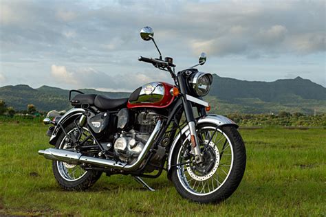 royal enfield classic  price images mileage reviews