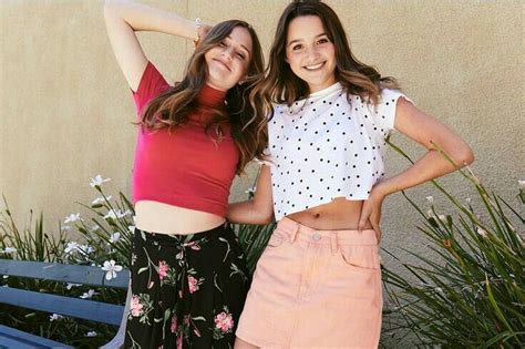 Pin By Emmaz On Annie Leblanc Annie Leblanc Outfits Riley Lewis