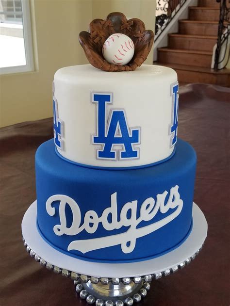 los angeles dodgers cake baseball birthday cakes dodgers cake