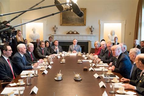 president trumps  cabinet meeting lights  social media cbs news