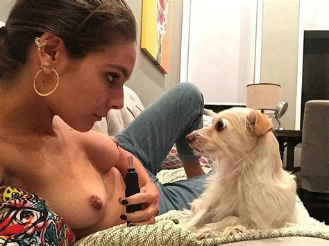 caitlin stasey boobs on twitter uncensored photo