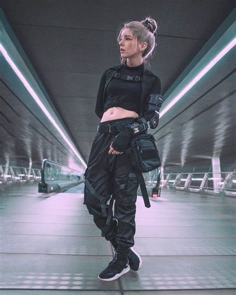 hot   follo cyberpunk clothes dystopian fashion