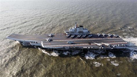 china readying  catapult   aircraft carrier defense news