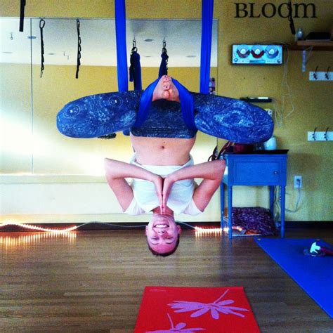 aerial silk yoga   find  studio      practice  silk yoga aerial