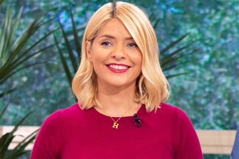 Holly Willoughby Nude Holly Willoughby S Sexiest Pictures