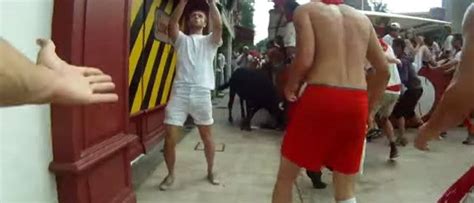 Bull Tramples Guy Trying To Take A Selfie With It [video]