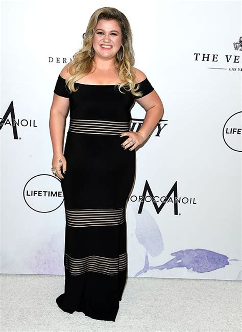 kelly clarkson reveals she was miserable when she was thin
