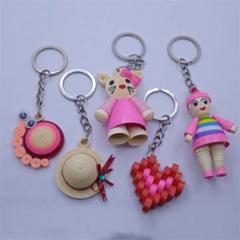 paper quilling key chain key tag gift   shapes gift etsy   paper quilling