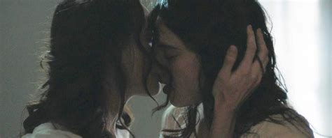 Margaret Qualley And Rebecca Dayan Lesbian Kiss Scene From