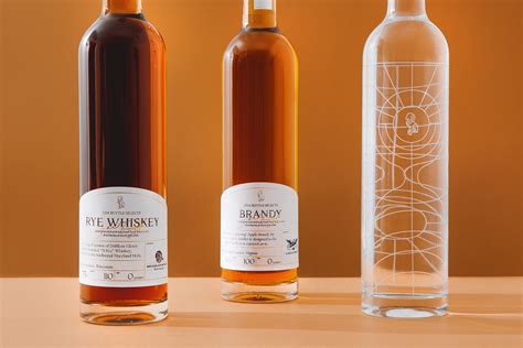 oak bottle packaging design  andstudio world brand design society