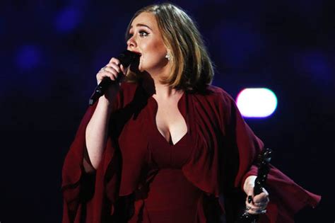 Adele Takes Therapist On Tour To Help Her Fight Anxiety Daily Star