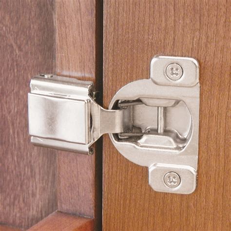 close    wooden door   metal latch   front  side
