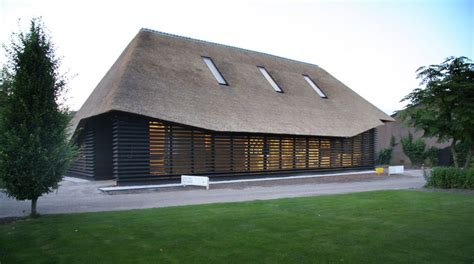 buildings       thatched roof  modern
