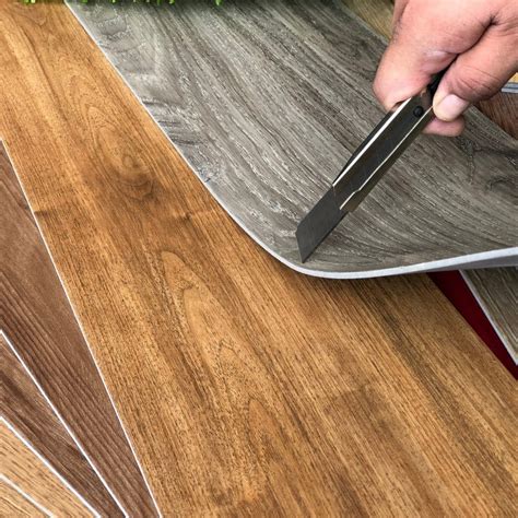 waterproof pvc plastic plank flooring fire retardant vinyl floor tile