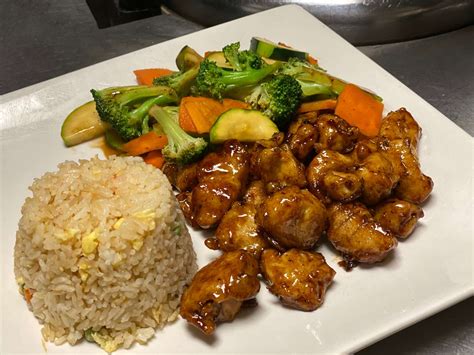 hibachi chicken hibachi wok izumi asian bistro asian fusion restaurant  woodstock ga