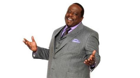 Male Media Entertainment Cedric The Entertainer Is Back On Tv With