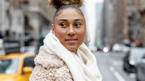 How Ally Love Brooklyn Nets Host Spends Her Sundays The New York Times