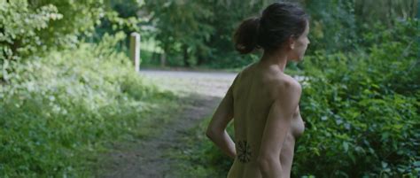 Nude Video Celebs Malya Roman Nude Anne Elisabeth Blateau Nude Nu
