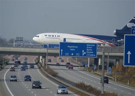airport runway    top   highway