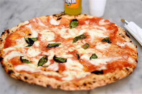 famous italian pizzerias  naples  opening  location  hollywood eater la