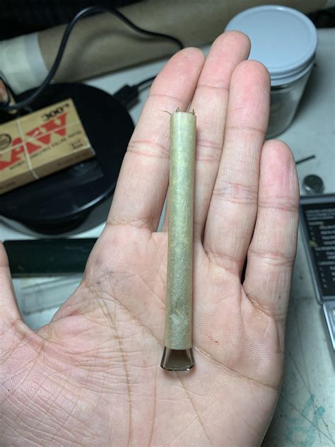 glass filter tip smoked beautifully   joint hit   mini  hitter artofrolling