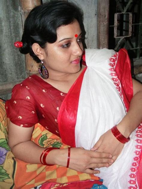 hot indian aunties photos saree pics saree aunty