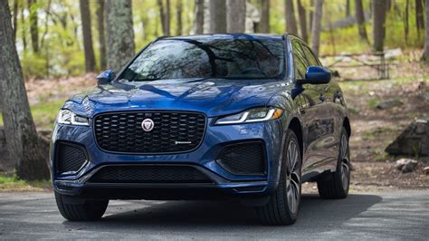 jaguar  pace review   hp suv  stands   luxury  performance