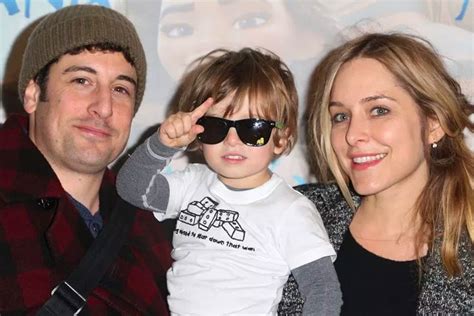 American Pie Star Jason Biggs Wife Reveals She Dropped Their Five Year